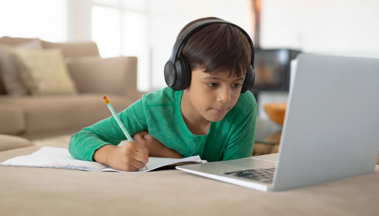 Arabic classes online for kids in the UK at Qari Academy with native Arabic tutors